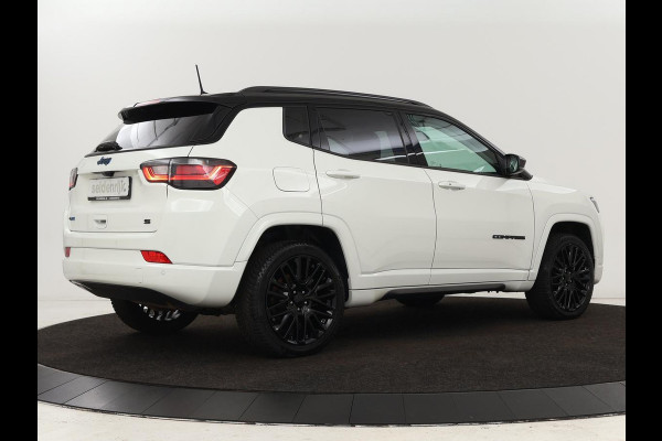 Jeep Compass 4xe 240 Plug-in Hybride Electric S | Leder | Stoel & stuurverwarming | Camera | Adaptive cruise | Carplay | Navigatie
