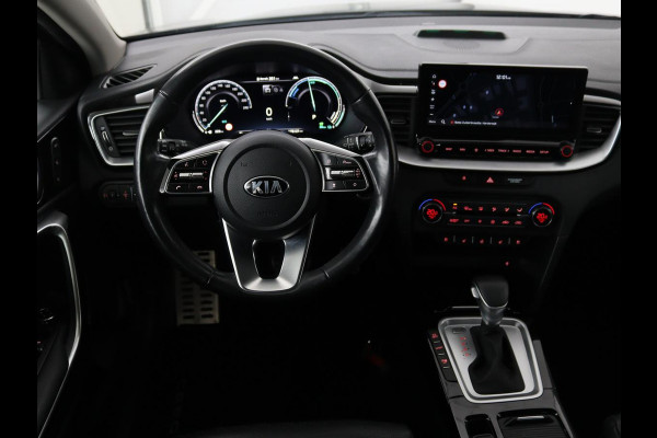 Kia Ceed 1.6 GDI PHEV ExecutiveLine | Panoramadak | Stoelventilatie | Trekhaak | Leder | Camera | Adaptive cruise | Keyless | Full LED | Stuur & achterbankverwarming | Carplay | Navigatie