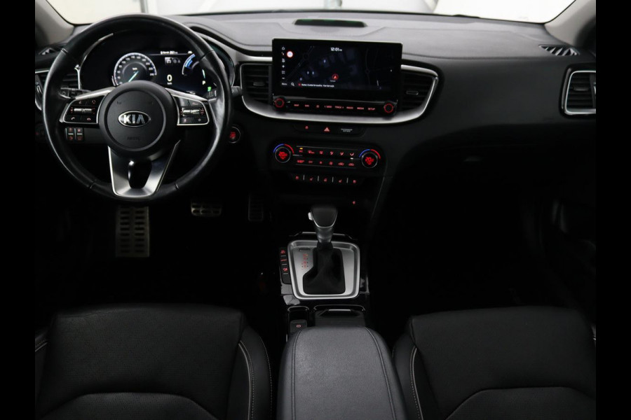 Kia Ceed 1.6 GDI PHEV ExecutiveLine | Panoramadak | Stoelventilatie | Trekhaak | Leder | Camera | Adaptive cruise | Keyless | Full LED | Stuur & achterbankverwarming | Carplay | Navigatie