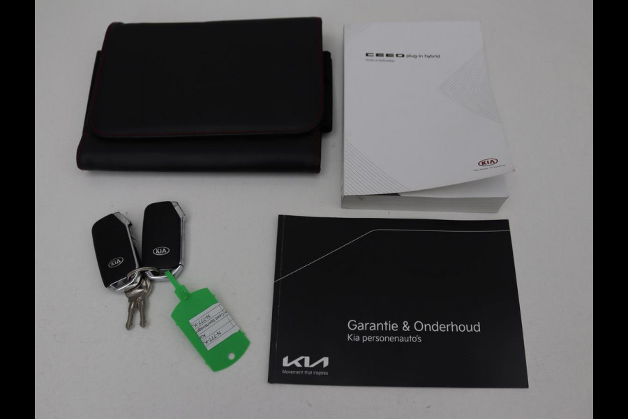 Kia Ceed 1.6 GDI PHEV ExecutiveLine | Panoramadak | Stoelventilatie | Trekhaak | Leder | Camera | Adaptive cruise | Keyless | Full LED | Stuur & achterbankverwarming | Carplay | Navigatie