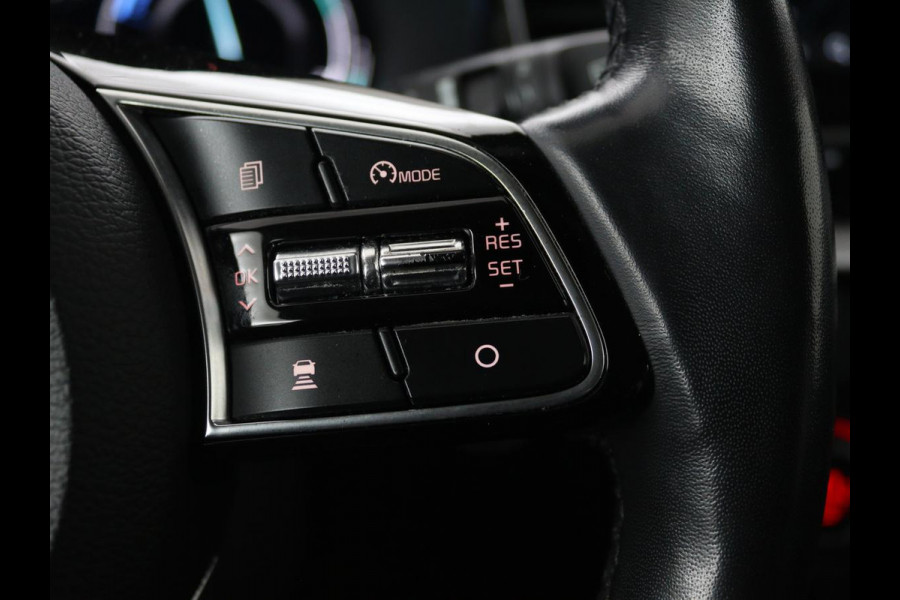 Kia Ceed 1.6 GDI PHEV ExecutiveLine | Panoramadak | Stoelventilatie | Trekhaak | Leder | Camera | Adaptive cruise | Keyless | Full LED | Stuur & achterbankverwarming | Carplay | Navigatie