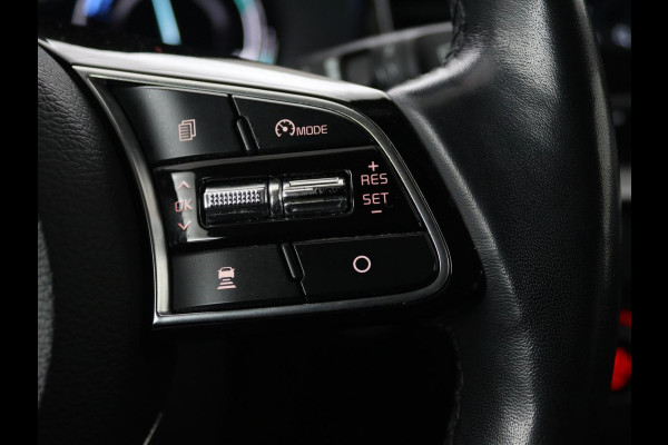 Kia Ceed 1.6 GDI PHEV ExecutiveLine | Panoramadak | Stoelventilatie | Trekhaak | Leder | Camera | Adaptive cruise | Keyless | Full LED | Stuur & achterbankverwarming | Carplay | Navigatie