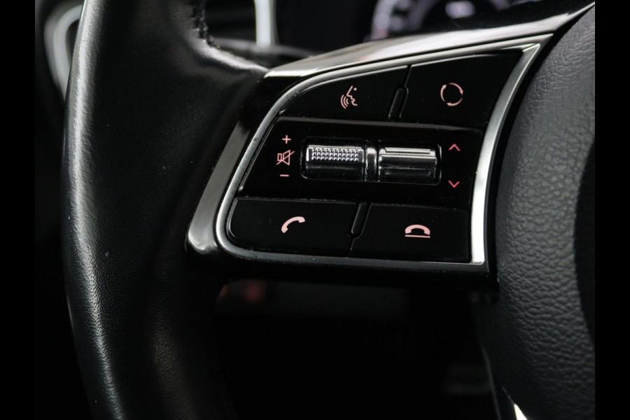 Kia Ceed 1.6 GDI PHEV ExecutiveLine | Panoramadak | Stoelventilatie | Trekhaak | Leder | Camera | Adaptive cruise | Keyless | Full LED | Stuur & achterbankverwarming | Carplay | Navigatie