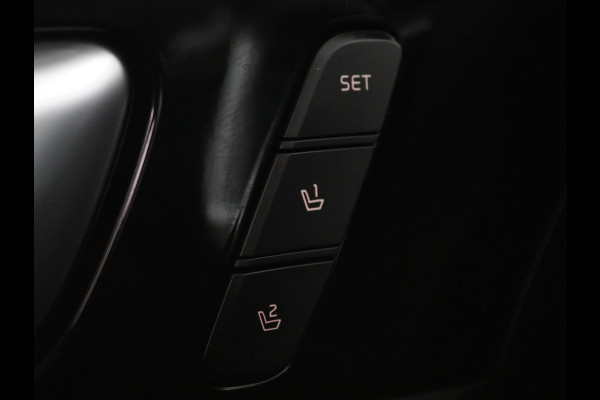 Kia Ceed 1.6 GDI PHEV ExecutiveLine | Panoramadak | Stoelventilatie | Trekhaak | Leder | Camera | Adaptive cruise | Keyless | Full LED | Stuur & achterbankverwarming | Carplay | Navigatie