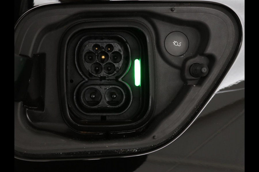Polestar 2 Long Range Dual Motor Launch Edition 78kWh | Panoramadak | Trekhaak | Stoel & stuurverwarming | 360 camera | Adaptive cruise | Harman/Kardon | Carplay