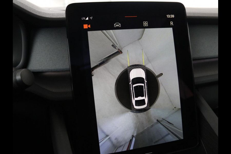 Polestar 2 Long Range Dual Motor Launch Edition 78kWh | Panoramadak | Trekhaak | Stoel & stuurverwarming | 360 camera | Adaptive cruise | Harman/Kardon | Carplay