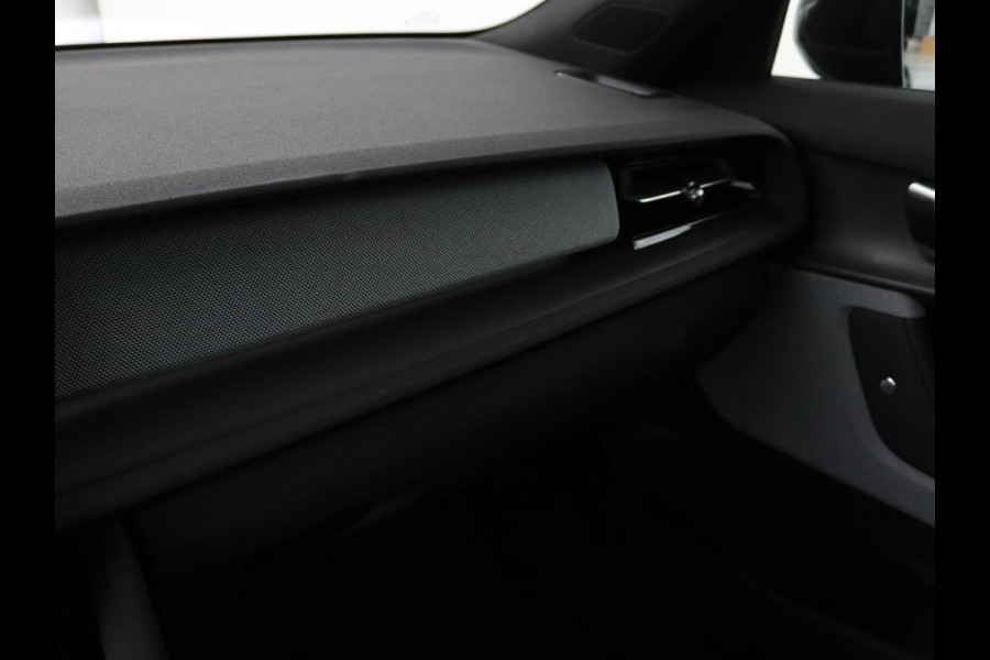 Polestar 2 Long Range Dual Motor Launch Edition 78kWh | Panoramadak | Trekhaak | Stoel & stuurverwarming | 360 camera | Adaptive cruise | Harman/Kardon | Carplay