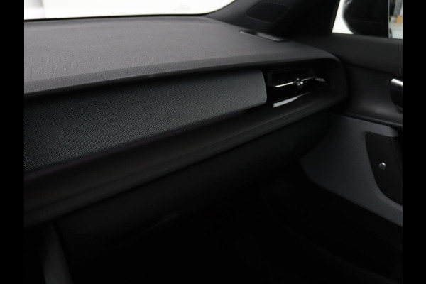 Polestar 2 Long Range Dual Motor Launch Edition 78kWh | Panoramadak | Trekhaak | Stoel & stuurverwarming | 360 camera | Adaptive cruise | Harman/Kardon | Carplay