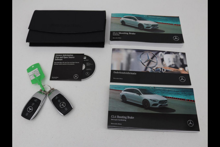 Mercedes-Benz CLA-Klasse Shooting Brake 250e Business Solution AMG Limited | Adaptive cruise | Stoelverwarming | Carplay | Sfeerverlichting | Leder/Alcantara | Navigatie | Full LED