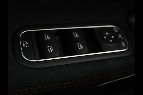 Mercedes-Benz CLA-Klasse Shooting Brake 250e Business Solution AMG Limited | Adaptive cruise | Stoelverwarming | Carplay | Sfeerverlichting | Leder/Alcantara | Navigatie | Full LED