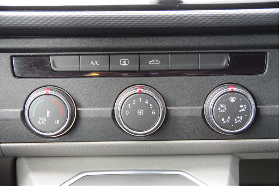 Volkswagen Transporter 2.0 TDI L2 BULLI, 150PK AUT. LED, ADAPT. CRUISE, DIGITAL COCKPIT, NAVI, AIRCO, APPLE CARPLAY, NL AUTO, NAP
