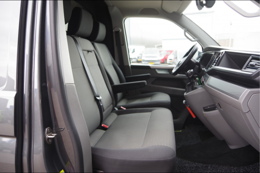 Volkswagen Transporter 2.0 TDI L2 BULLI, 150PK AUT. LED, ADAPT. CRUISE, DIGITAL COCKPIT, NAVI, AIRCO, APPLE CARPLAY, NL AUTO, NAP