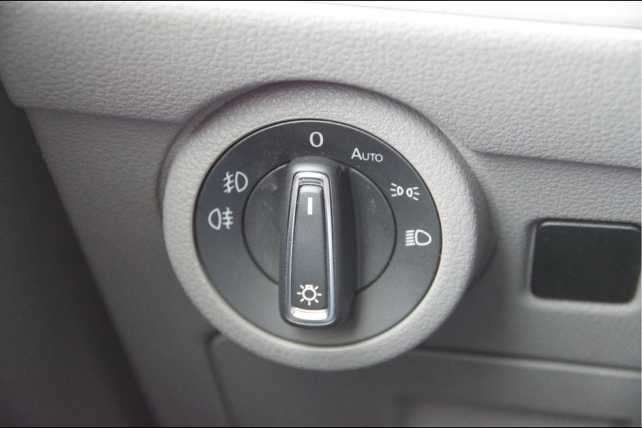 Volkswagen Transporter 2.0 TDI L2 BULLI, 150PK AUT. LED, ADAPT. CRUISE, DIGITAL COCKPIT, NAVI, AIRCO, APPLE CARPLAY, NL AUTO, NAP