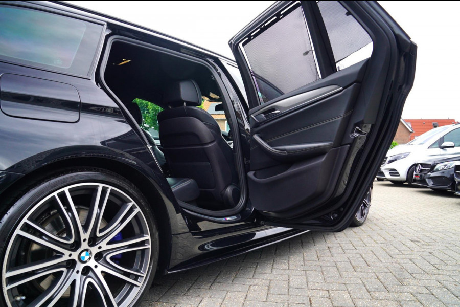 BMW 5 Serie Touring 540i xDrive High Executive | 360 Camera | Massage | Headup | Carbon delen exterieur | BMW LED | Dealer onderho