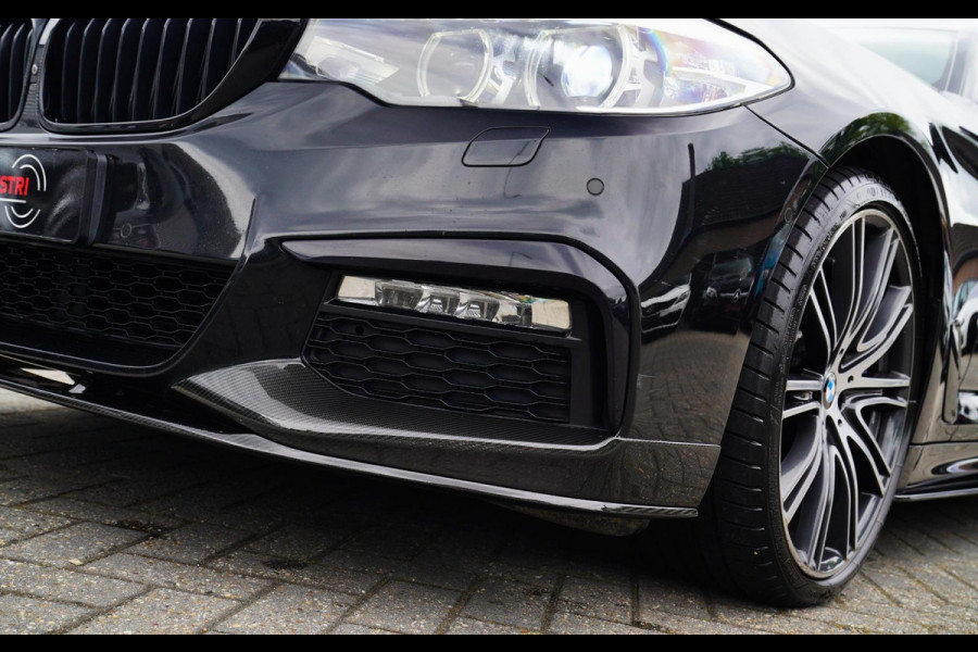 BMW 5 Serie Touring 540i xDrive High Executive | 360 Camera | Massage | Headup | Carbon delen exterieur | BMW LED | Dealer onderho