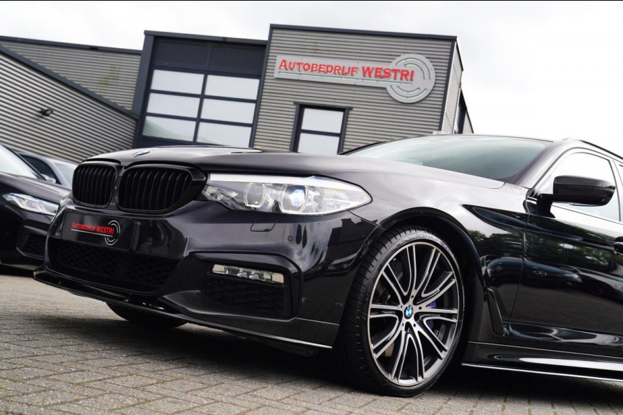 BMW 5 Serie Touring 540i xDrive High Executive | 360 Camera | Massage | Headup | Carbon delen exterieur | BMW LED | Dealer onderho