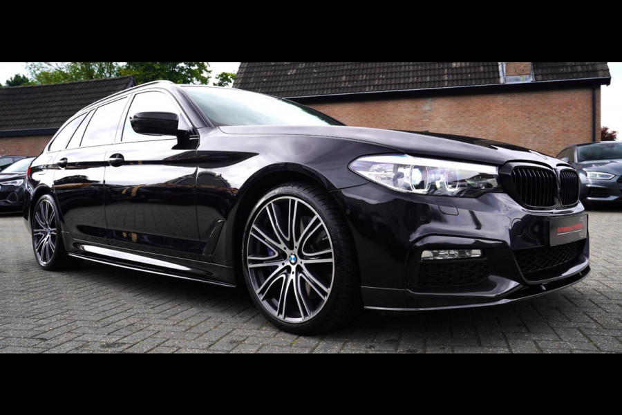 BMW 5 Serie Touring 540i xDrive High Executive | 360 Camera | Massage | Headup | Carbon delen exterieur | BMW LED | Dealer onderho