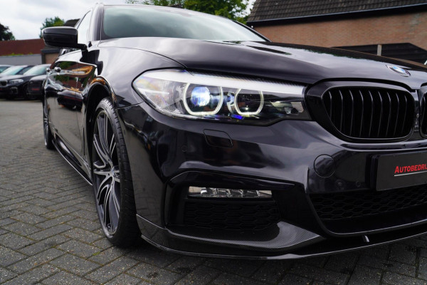 BMW 5 Serie Touring 540i xDrive High Executive | 360 Camera | Massage | Headup | Carbon delen exterieur | BMW LED | Dealer onderho