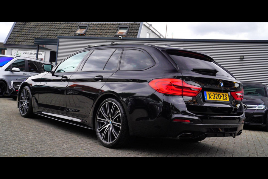 BMW 5 Serie Touring 540i xDrive High Executive | 360 Camera | Massage | Headup | Carbon delen exterieur | BMW LED | Dealer onderho