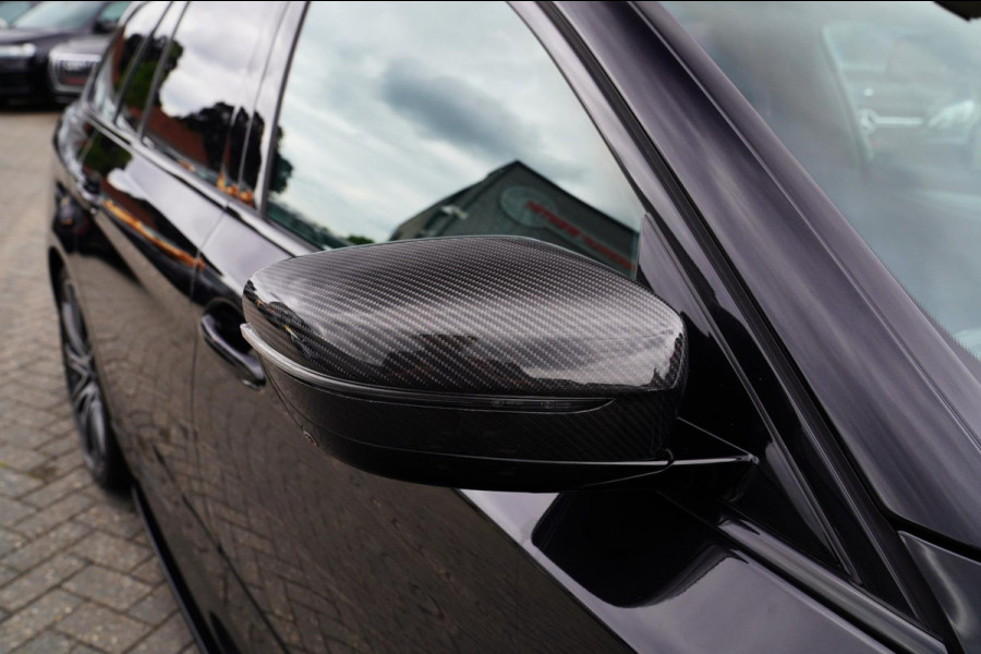 BMW 5 Serie Touring 540i xDrive High Executive | 360 Camera | Massage | Headup | Carbon delen exterieur | BMW LED | Dealer onderho