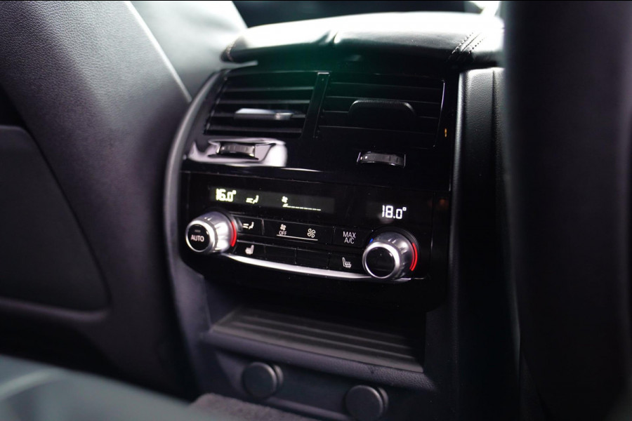 BMW 5 Serie Touring 540i xDrive High Executive | 360 Camera | Massage | Headup | Carbon delen exterieur | BMW LED | Dealer onderho