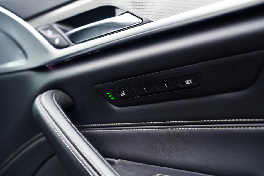BMW 5 Serie Touring 540i xDrive High Executive | 360 Camera | Massage | Headup | Carbon delen exterieur | BMW LED | Dealer onderho