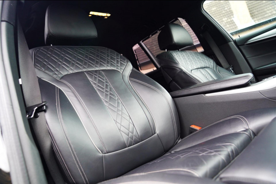 BMW 5 Serie Touring 540i xDrive High Executive | 360 Camera | Massage | Headup | Carbon delen exterieur | BMW LED | Dealer onderho