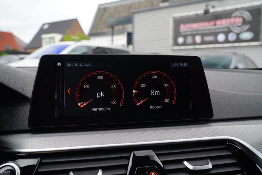 BMW 5 Serie Touring 540i xDrive High Executive | 360 Camera | Massage | Headup | Carbon delen exterieur | BMW LED | Dealer onderho