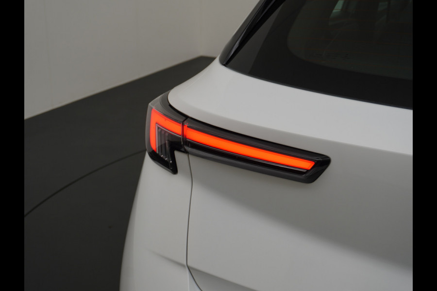Opel Mokka-e Elegance 50-kWh 11kw 360Camera VirtualCockpit Apple/Android Bordherk. Lane-dep. Navi Led Keyless 1/2Leer Licht-/Zichtpakket Dab Usb Bluetooth CruiseControl Pdc Isofix Ecc 4xElek.Ramen.Spiegels 17''LM 136pk NL-auto!