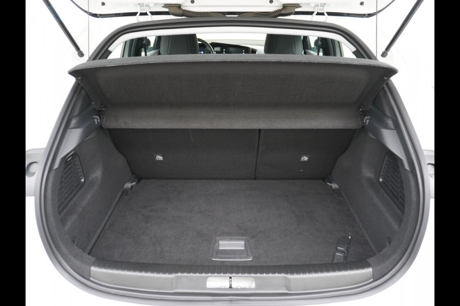 Opel Mokka-e Elegance 50-kWh 11kw 360Camera VirtualCockpit Apple/Android Bordherk. Lane-dep. Navi Led Keyless 1/2Leer Licht-/Zichtpakket Dab Usb Bluetooth CruiseControl Pdc Isofix Ecc 4xElek.Ramen.Spiegels 17''LM 136pk NL-auto!