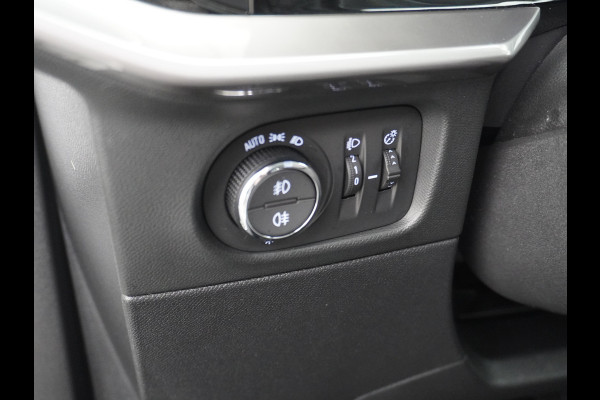 Opel Mokka-e Elegance 50-kWh 11kw 360Camera VirtualCockpit Apple/Android Bordherk. Lane-dep. Navi Led Keyless 1/2Leer Licht-/Zichtpakket Dab Usb Bluetooth CruiseControl Pdc Isofix Ecc 4xElek.Ramen.Spiegels 17''LM 136pk NL-auto!