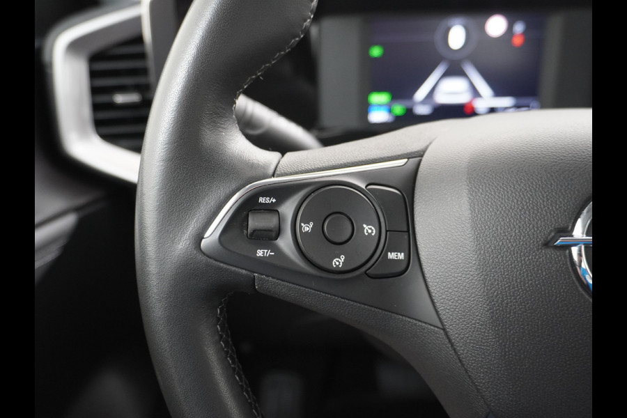 Opel Mokka-e Elegance 50-kWh 11kw 360Camera VirtualCockpit Apple/Android Bordherk. Lane-dep. Navi Led Keyless 1/2Leer Licht-/Zichtpakket Dab Usb Bluetooth CruiseControl Pdc Isofix Ecc 4xElek.Ramen.Spiegels 17''LM 136pk NL-auto!