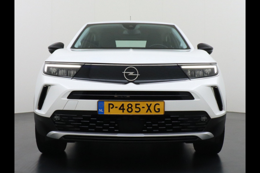 Opel Mokka-e Elegance 50-kWh 11kw 360Camera VirtualCockpit Apple/Android Bordherk. Lane-dep. Navi Led Keyless 1/2Leer Licht-/Zichtpakket Dab Usb Bluetooth CruiseControl Pdc Isofix Ecc 4xElek.Ramen.Spiegels 17''LM 136pk NL-auto!