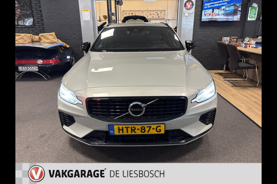Volvo V60 2.0 T6 Recharge AWD R-Design / Panorama-dak / Trekhaak / Leder / Harman-kardon