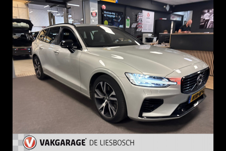 Volvo V60 2.0 T6 Recharge AWD R-Design / Panorama-dak / Trekhaak / Leder / Harman-kardon