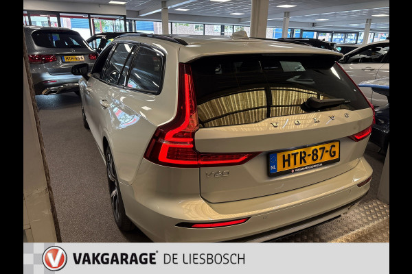 Volvo V60 2.0 T6 Recharge AWD R-Design / Panorama-dak / Trekhaak / Leder / Harman-kardon