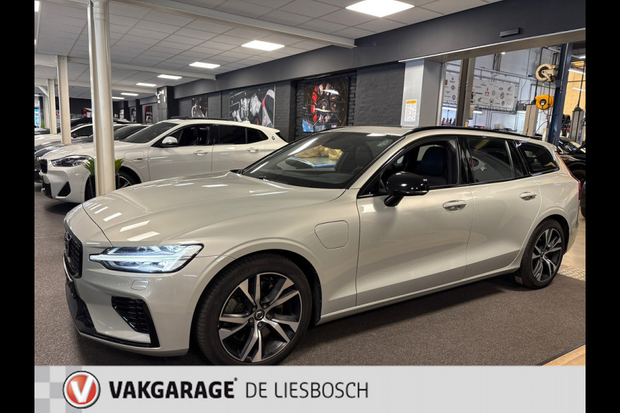 Volvo V60 2.0 T6 Recharge AWD R-Design / Panorama-dak / Trekhaak / Leder / Harman-kardon
