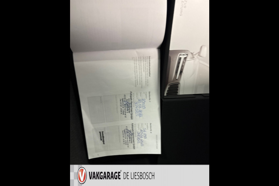 Volvo V60 2.0 T6 Recharge AWD R-Design / Panorama-dak / Trekhaak / Leder / Harman-kardon