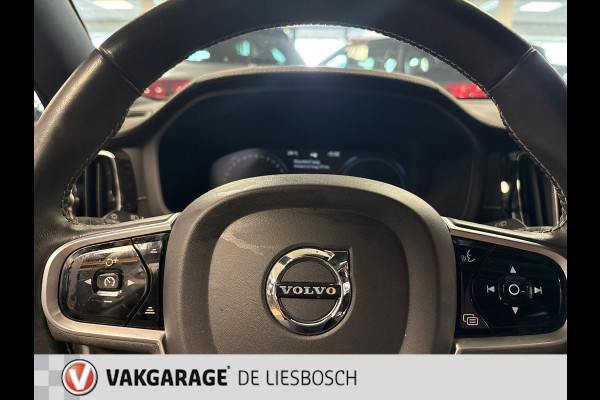 Volvo V60 2.0 T6 Recharge AWD R-Design / Panorama-dak / Trekhaak / Leder / Harman-kardon