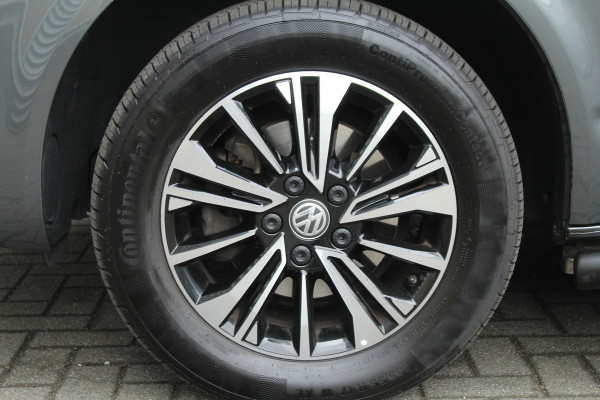 Volkswagen Transporter 2.0 TDI 150pk L2H1 28 Bulli AUTOMAAT NL-Auto NAP Airco Cruise Navi Camera LMV Leder Trekhaak 2500kg