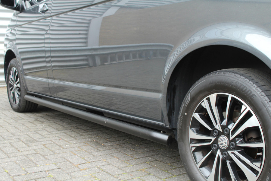 Volkswagen Transporter 2.0 TDI 150pk L2H1 28 Bulli AUTOMAAT NL-Auto NAP Airco Cruise Navi Camera LMV Leder Trekhaak 2500kg