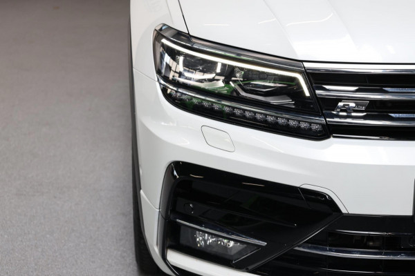 Volkswagen Tiguan 2.0 TSI 4Motion Sound R-line 180+PK LED/VIRTUAL/PANORAMADAK/S+S.VERWARMING/LMV/CAM/ACC/ECC/12 MND GARANTIE!