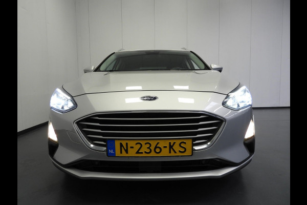 Ford FOCUS Wagon 1.0 EcoBoost Hybrid Trend Business NAVI/CAMERA/LED/TREKHAAK/16"LMV!