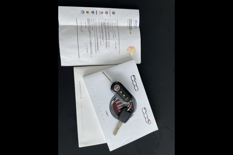 Fiat 500C 1.2 Lounge cabrio Airco - Cruise control - parkeersensoren achter - open dak - mistlampen voor - Multifunctioneel stuurwiel - Navigatie full map