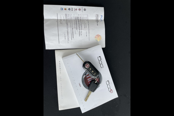 Fiat 500C 1.2 Lounge cabrio Airco - Cruise control - parkeersensoren achter - open dak - mistlampen voor - Multifunctioneel stuurwiel - Navigatie full map