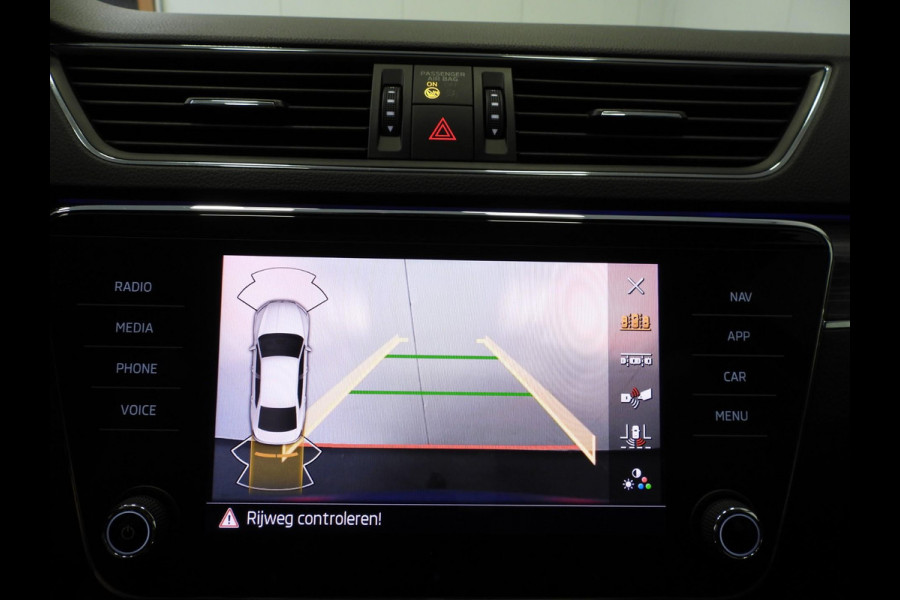 Škoda Superb 1.4 TSI iV PHEV Business Edition Plus NAVI/CAMERA/LED/TREKHAAK/17"LMV!