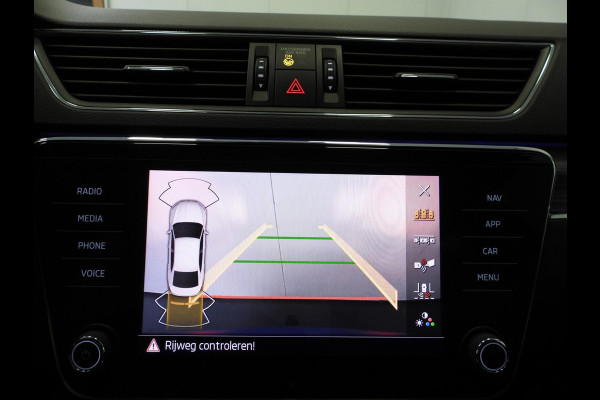 Škoda Superb 1.4 TSI iV PHEV Business Edition Plus NAVI/CAMERA/LED/TREKHAAK/17"LMV!