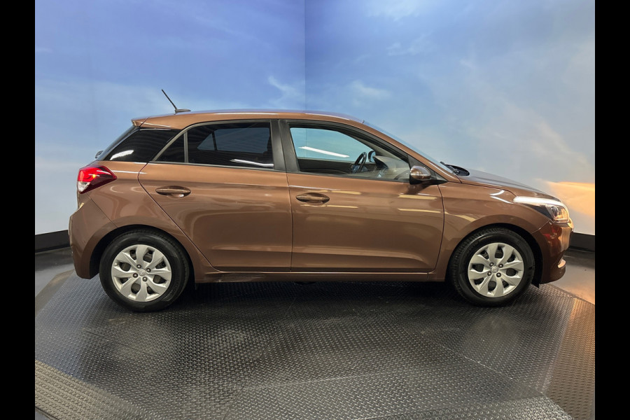 Hyundai i20 Clima, Camera, Navi, Cruise 1.0 T-GDI Comfort