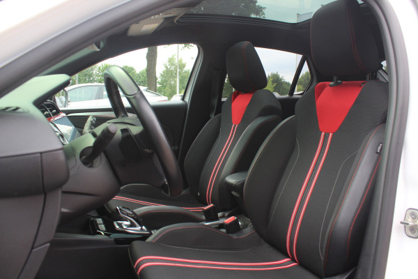 Opel Corsa 1.2 GS Line / Full option! / Panoramadak / Camera / Navigatie / Matrix LED / 17'' / Armsteun / Premiumpakket / Winterpakket / Cruise Control