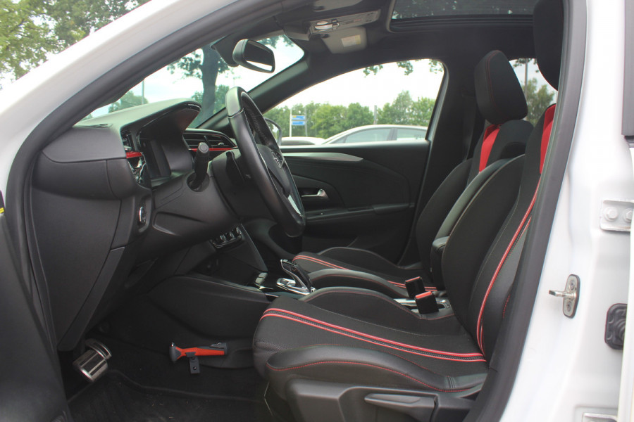 Opel Corsa 1.2 GS Line / Full option! / Panoramadak / Camera / Navigatie / Matrix LED / 17'' / Armsteun / Premiumpakket / Winterpakket / Cruise Control